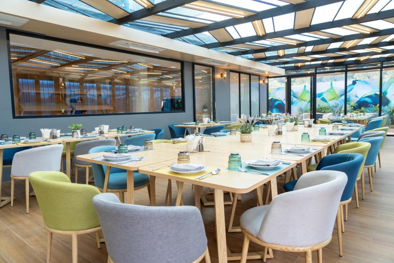 Hotel Wyndham Garden Naithon Phuket Zewnętrze zdjęcie