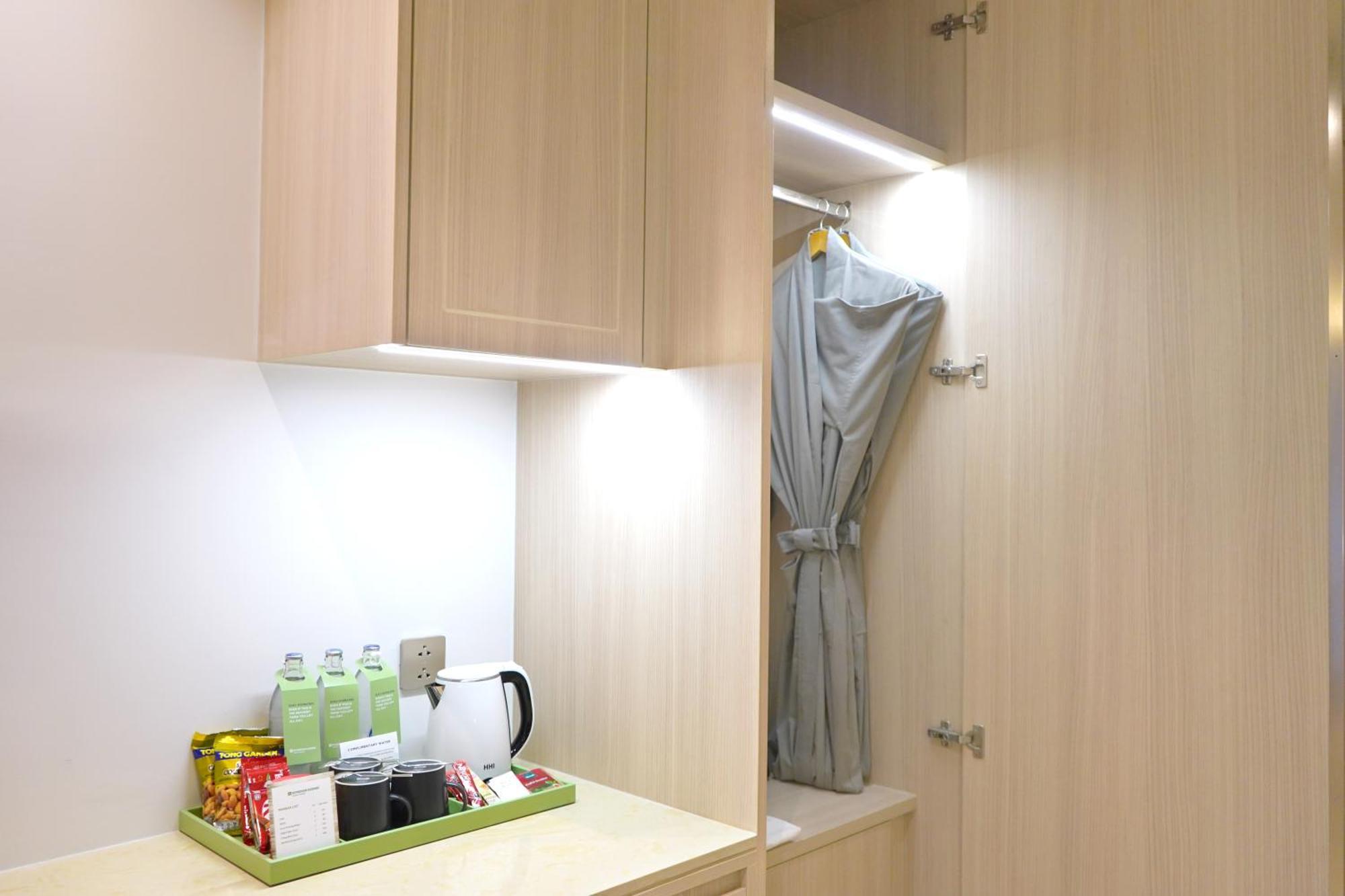 Hotel Wyndham Garden Naithon Phuket Zewnętrze zdjęcie