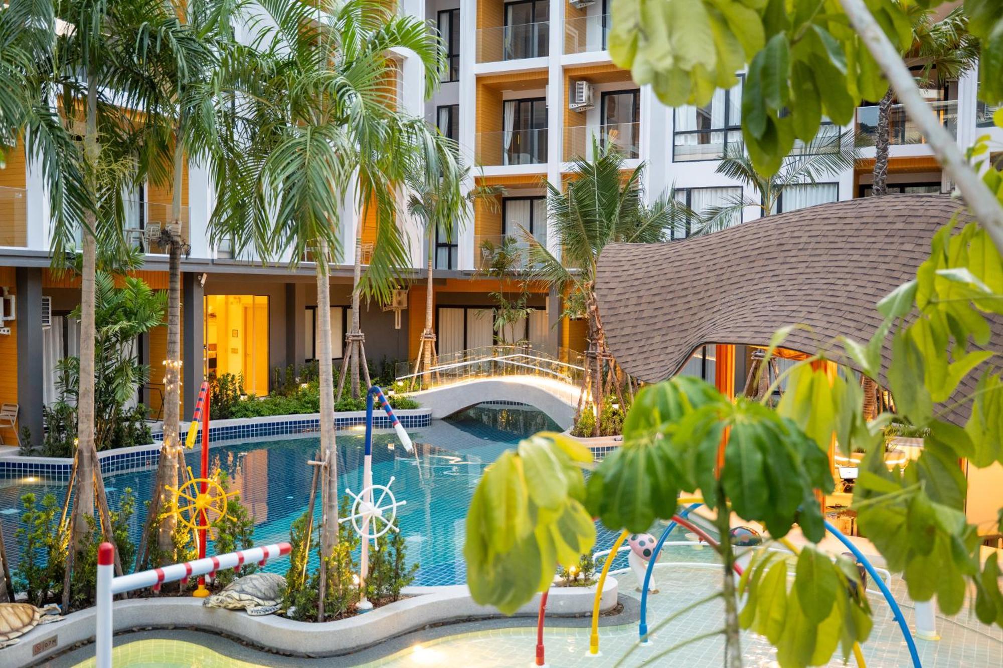 Hotel Wyndham Garden Naithon Phuket Zewnętrze zdjęcie