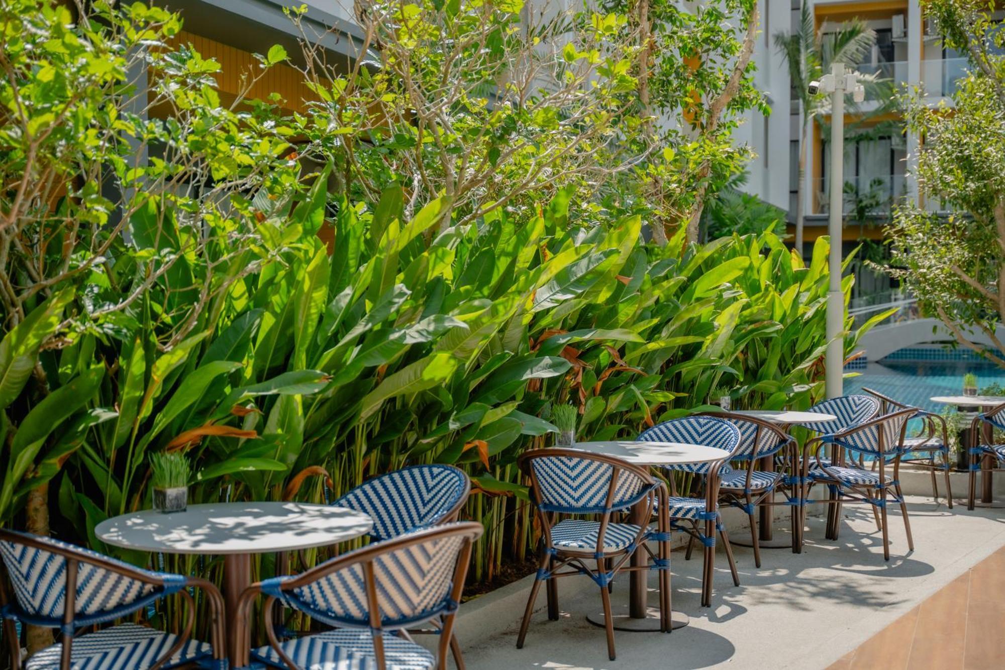 Hotel Wyndham Garden Naithon Phuket Zewnętrze zdjęcie
